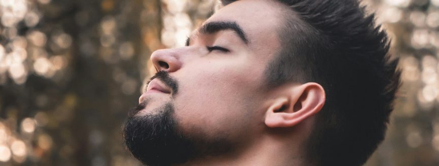 Étude pilote d'une intervention de biofeedback de variabilité de la fréquence cardiaque en une seule séance sur les TSPT des anciens combattants