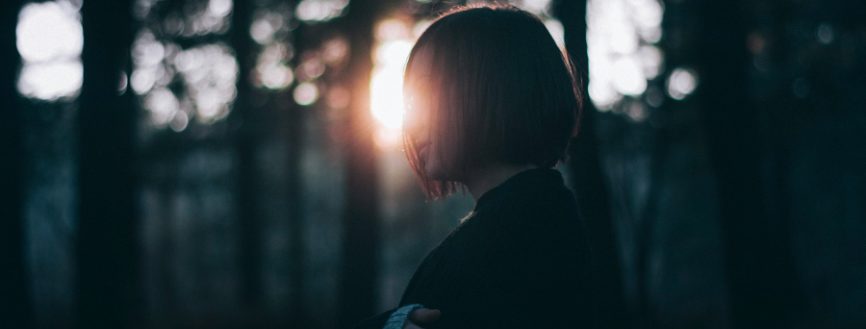 Au-delà de la pharmacologie : une revue narrative des thérapies alternatives pour les troubles anxieux