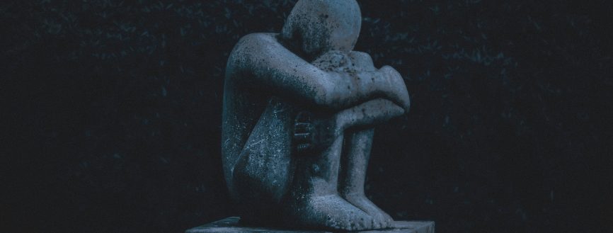 Changements dans la dépression comorbide après un traitement intensif axé sur le traumatisme pour le TSPT et le TSPT complexe