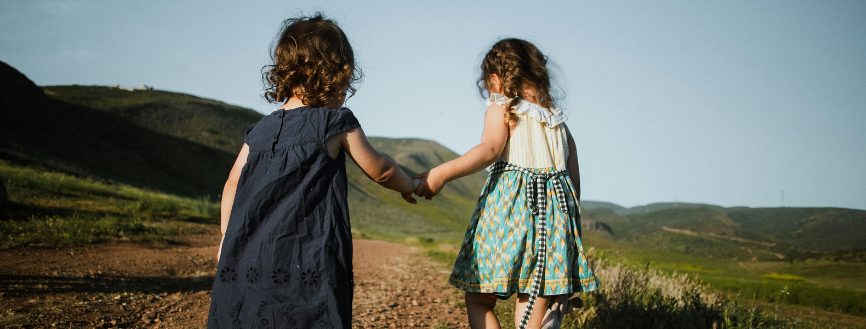 Protocole d'un essai randomisé français comparant l'EMDR et la TF-CBT chez le jeune enfant avec TSPT