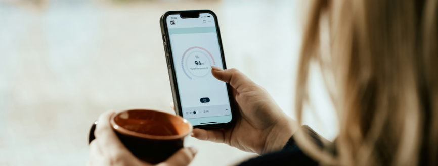 Applications mobiles basées sur l'EMDR pour le TSPT chronique : une étude pilote randomisée contrôlée sur la série Healing Trauma App